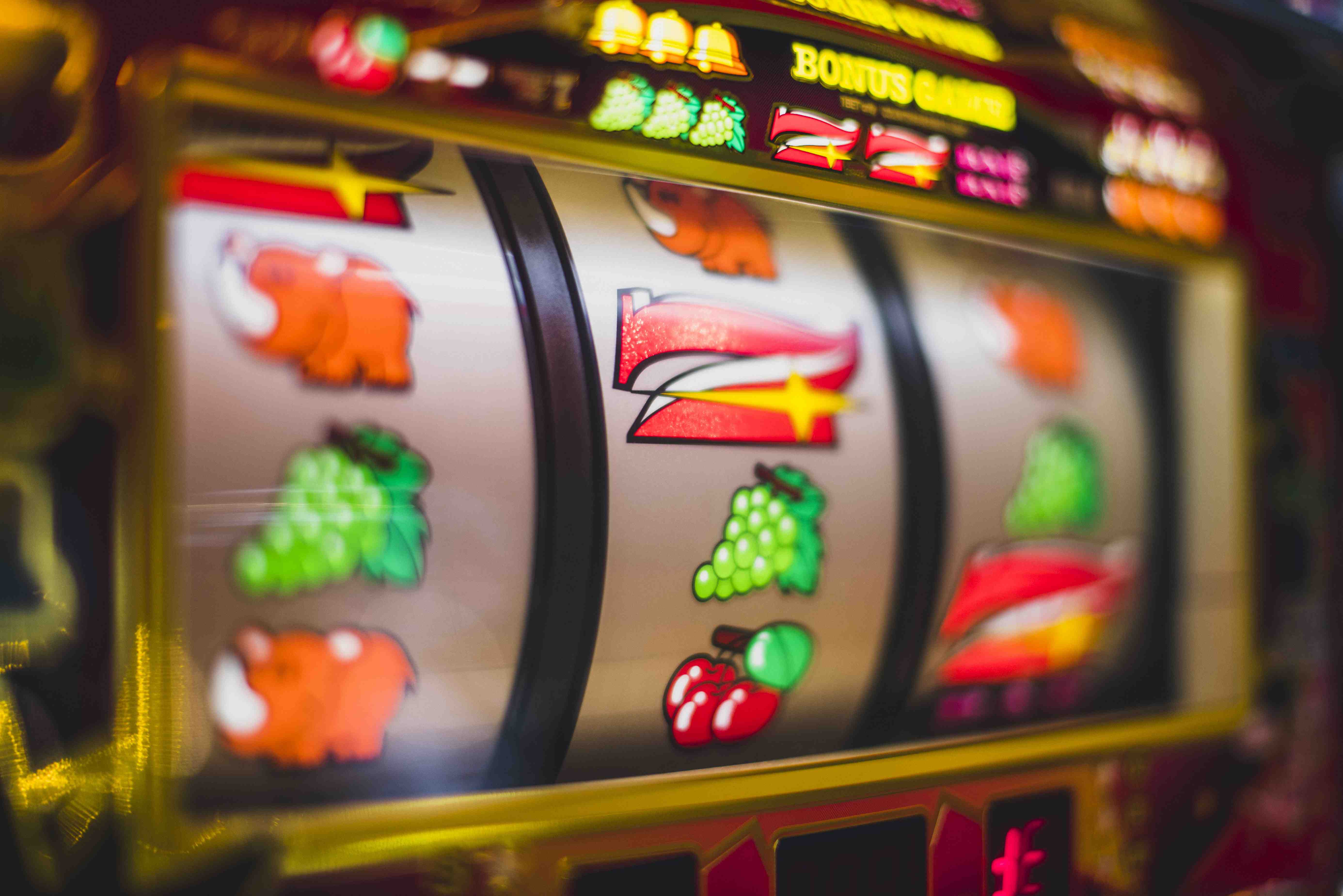 Người dùng Việt Nam chơi casino trực tuyến 789p30 trên smartphone